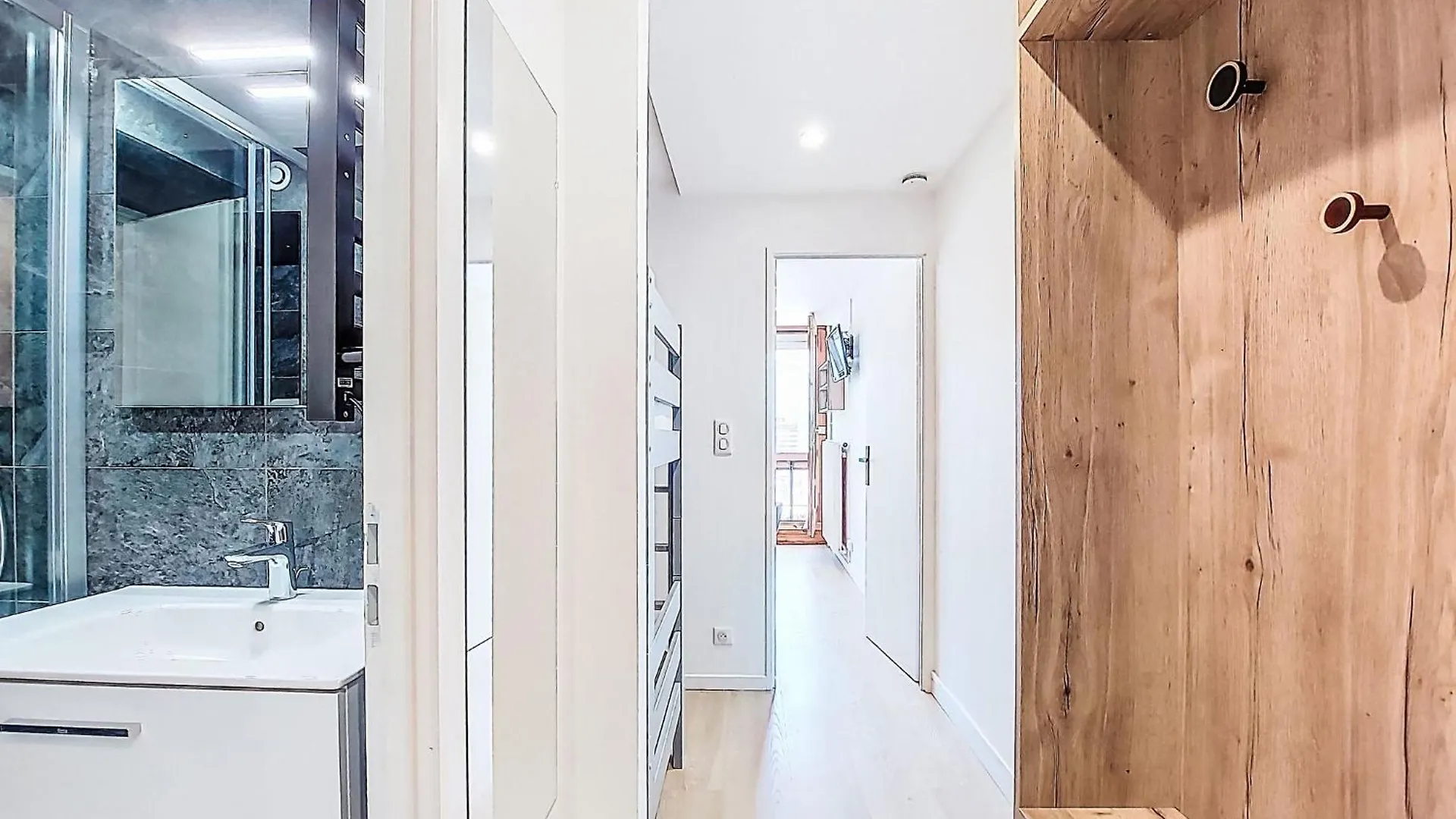 Apartment Chaviere 716 By Interhome Saint-Martin-de-Belleville 0*,  Francia